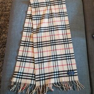 used burberry cashmere scarf